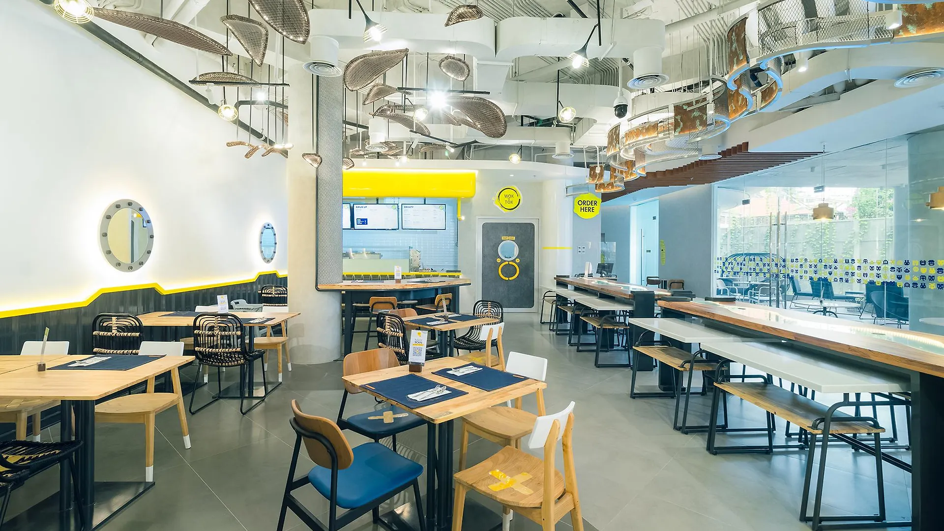 Yello Hotel Kuta Beachwalk Bali 3*, Kuta (Bali) Indonesia